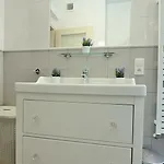 Funkcjonalny Apartament Victus Z 2 Sypialniami By Noclegi Renters * سوبوت