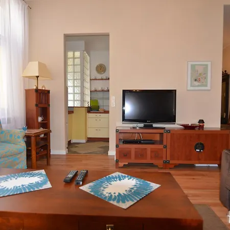 Przestronny Victus Blisko Molo By Renters